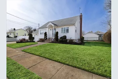 158 Roosevelt Avenue, Freeport, NY 11520 - Photo 16