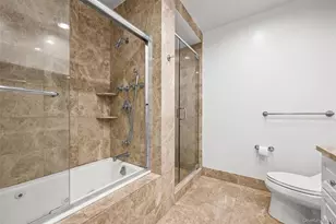 220 Riverside Blvd, New York, NY 10069 - Photo 24