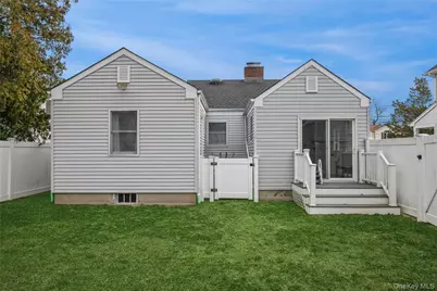 413 3rd Street, East Northport, NY 11731 - Photo 24