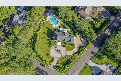 11 Landview Drive, Dix Hills, NY 11746 - Photo 4