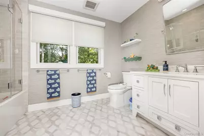 11 Landview Drive, Dix Hills, NY 11746 - Photo 26