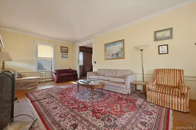 590 Waterview Road, Oceanside, NY 11572 - Photo 4