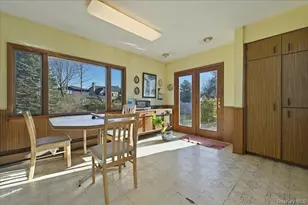 590 Waterview Rd, Oceanside, NY 11572 - Photo 10