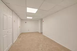 16 Middle Ln, Jericho, NY 11753 - Photo 16