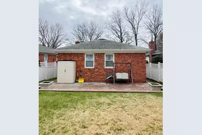 260-01 57th Avenue, Little Neck, NY 11362 - Photo 16