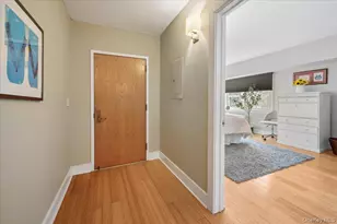 1020 Warburton Ave, Yonkers, NY 10701 - Photo 4