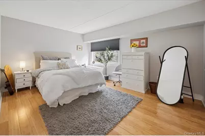 1020 Warburton Avenue #5A, Yonkers, NY 10701 - Photo 6