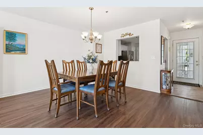 4 Commodore Circle, Port Jefferson Station, NY 11776 - Photo 8