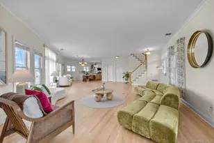 268 Gordon Pl, Freeport, NY 11520 - Photo 6