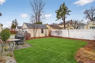 80 Hawley Ave, Port Chester, NY 10573 - Photo 14