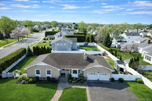 20 Biltmore Blvd, Massapequa, NY 11758 - Photo 6