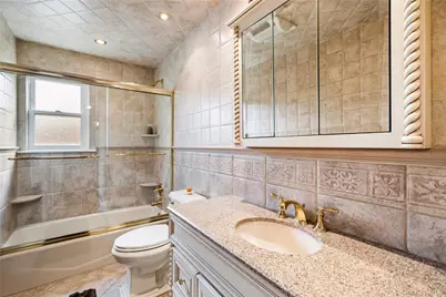20 Biltmore Boulevard, Massapequa, NY 11758 - Photo 24