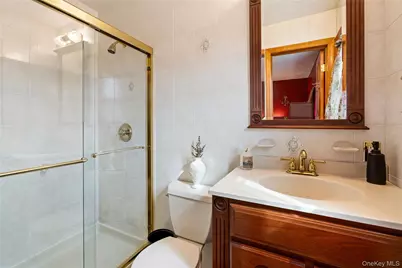 20 Biltmore Boulevard, Massapequa, NY 11758 - Photo 12