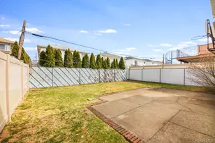 162-07 86th St, Howard Beach, NY 11414 - Photo 10