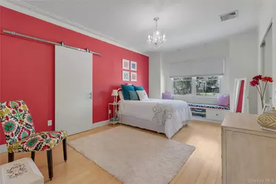 9 Walden Place, Huntington, NY 11743 - Photo 34