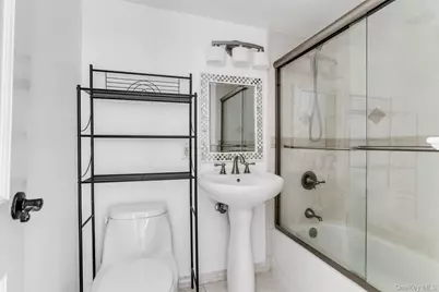 380 Fulton Street #M2, Farmingdale, NY 11735 - Photo 8