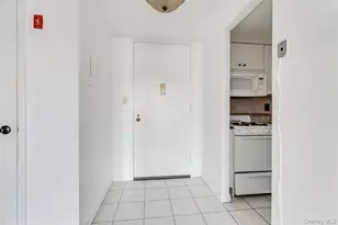 380 Fulton St, Farmingdale, NY 11735 - Photo 2