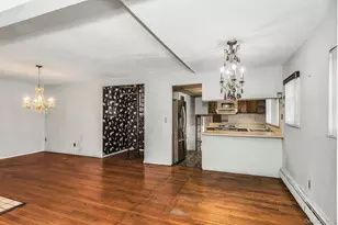 306 Park Ave, Freeport, NY 11520 - Photo 4