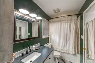 9 Leeds St, South Huntington, NY 11746 - Photo 14