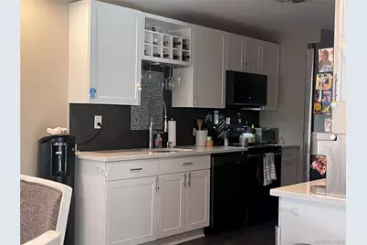 35 Vista Drive S, Manorville, NY 11949 - Photo 6