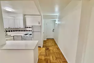 1735 Purdy St, Bronx, NY 10462 - Photo 4