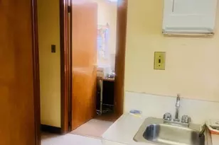 109-22 Myrtle Ave, Richmond Hill North, NY 11418 - Photo 20