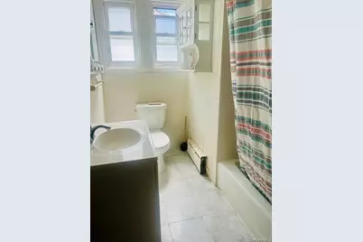 10922 Myrtle Avenue, Richmond Hill North, NY 11418 - Photo 8