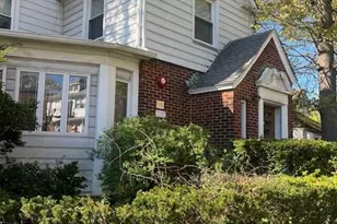 109-22 Myrtle Ave, Richmond Hill North, NY 11418 - Photo 30
