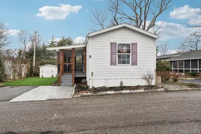 37 Hubbard Ave #5, Riverhead, NY 11901 - Photo 34