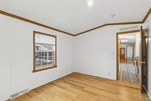 37 Hubbard Ave, Riverhead, NY 11901 - Photo 22