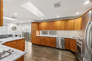 1 Darby Rd, Airmont, NY 10952 - Photo 10