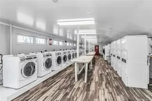 80 Sea Cliff Ave, Glen Cove, NY 11542 - Photo 18