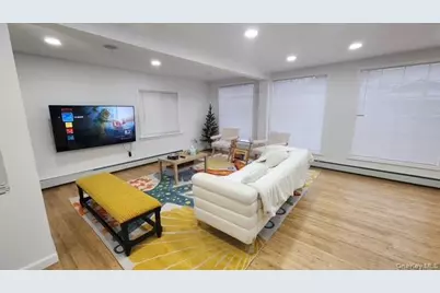 150 E Walnut Street, Long Beach, NY 11561 - Photo 2