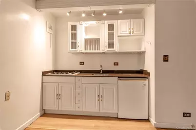 72-61 113th Street #4B, Forest Hills, NY 11375 - Photo 6