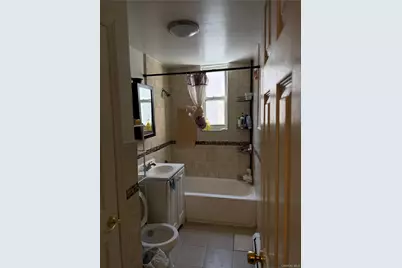 1049 Ward Avenue, Bronx, NY 10472 - Photo 24