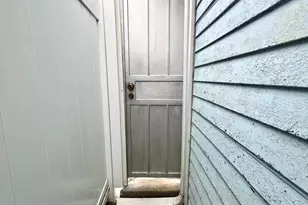 94-27 43rd Ave, Elmhurst, NY 11373 - Photo 28