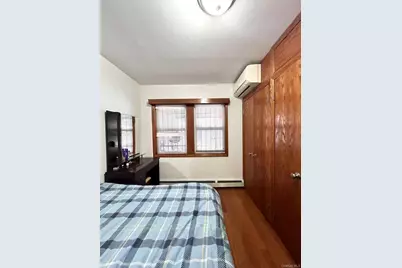 94-27 43rd Ave, Elmhurst, NY 11373 - Photo 12