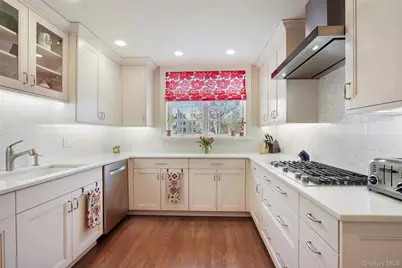 1 Rivermere #5A, Bronxville, NY 10708 - Photo 10