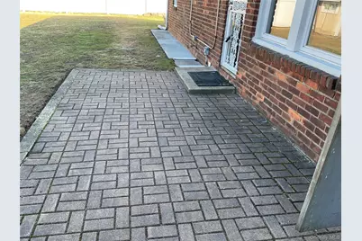 695 Goodrich Street, Uniondale, NY 11553 - Photo 10