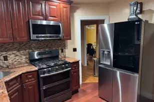 695 Goodrich St, Uniondale, NY 11553 - Photo 20