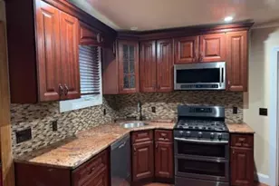 695 Goodrich St, Uniondale, NY 11553 - Photo 16