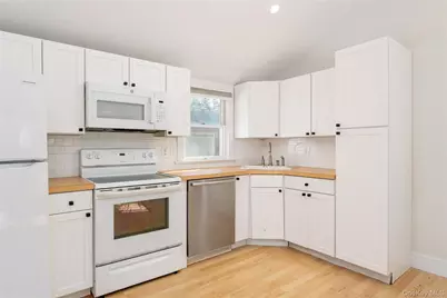 5 Sherman Avenue, Hampton Bays, NY 11946 - Photo 4