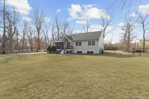 142 Gerard Rd, Yaphank, NY 11980 - Photo 2