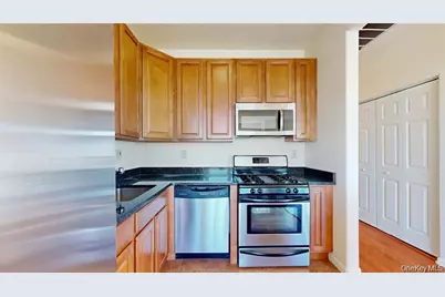 6910 Beach Front Road, Arverne, NY 11692 - Photo 16