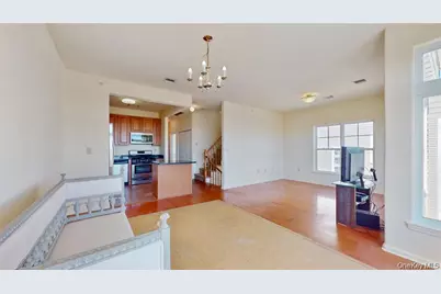 6910 Beach Front Road, Arverne, NY 11692 - Photo 12