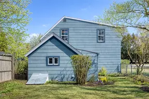 415 Sterling Pl, Greenport, NY 11944 - Photo 12