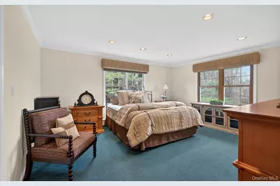 301 Berry Hill Road, Oyster Bay, NY 11791 - Photo 28