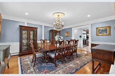 301 Berry Hill Road, Oyster Bay, NY 11791 - Photo 4