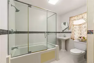 265-04 79th Ave, Glen Oaks, NY 11004 - Photo 18