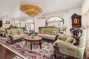 265-04 79th Ave, Glen Oaks, NY 11004 - Photo 4